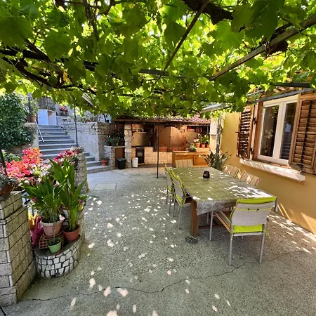 Apartament Zajednica